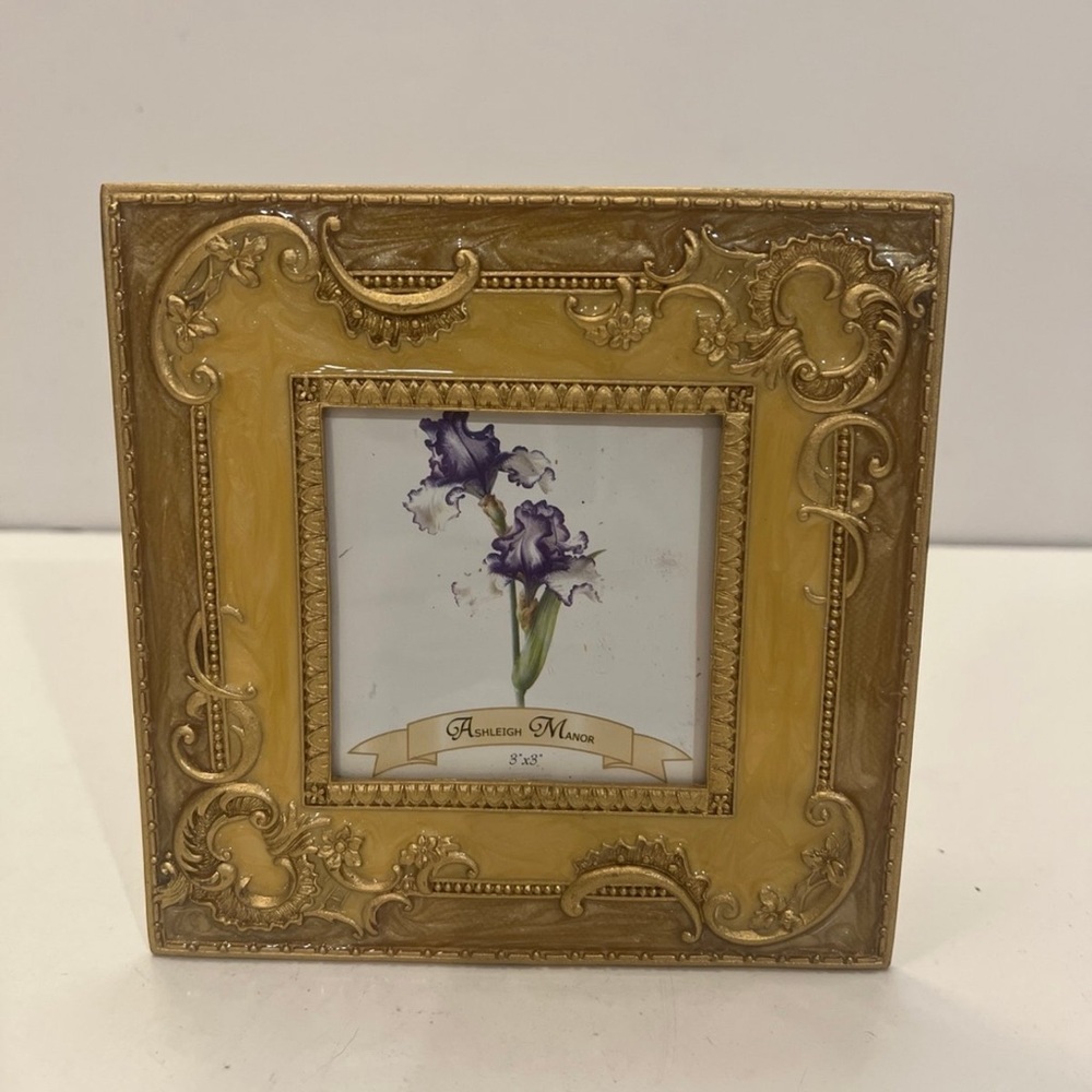 Vintage Ashleigh Manor Picture Frame